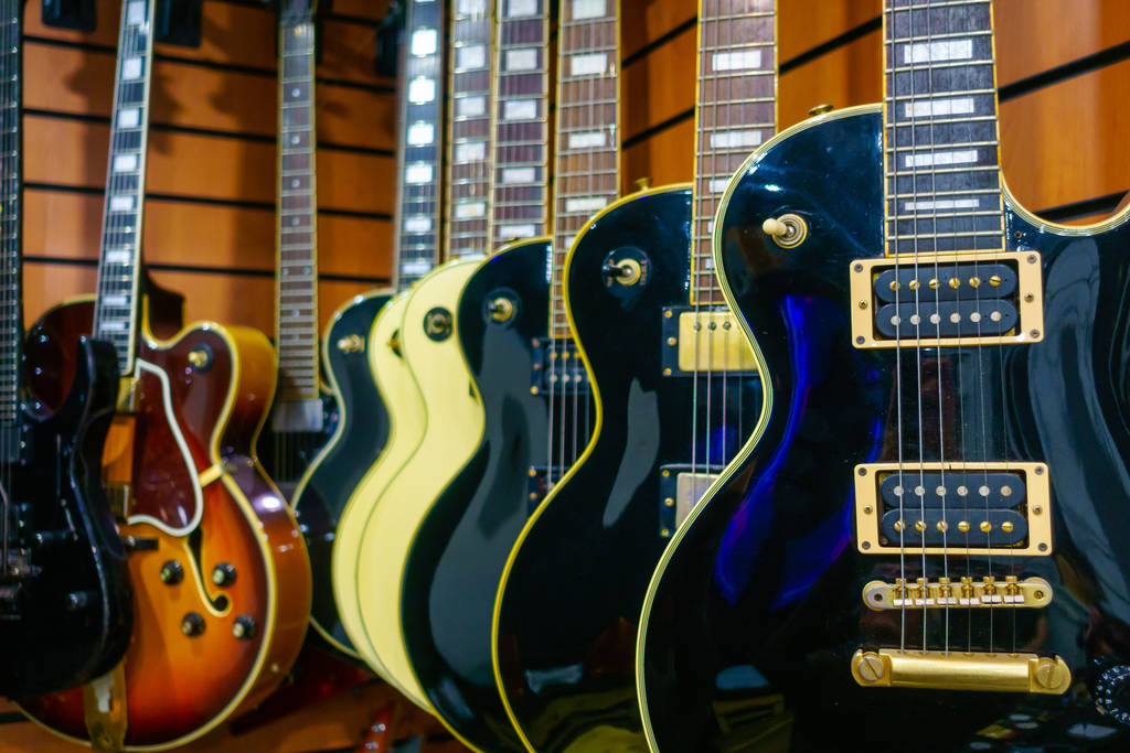 electric guitars for sale omaha